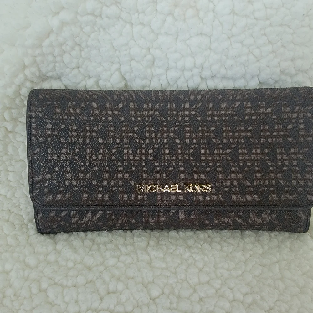 Michael Kors Brown Signature Tote and Wallet Set - Picture 7 of 10